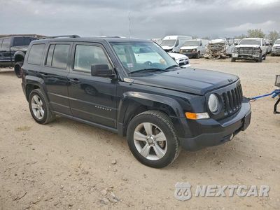 Czwarte zdjęcie samochodu z boku: 2015 JEEP PATRIOT LATITUDE VIN:1C4NJPFB1FD240860 - miniatura