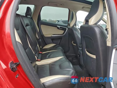 Zdjęcie 10 z 12 samochodu: 2012 VOLVO XC60 T6 VIN:YV4902DZ2C2249952 - miniatura