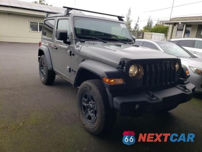 Czwarte zdjęcie samochodu z boku: 2021 JEEP WRANGLER SPORT VIN:1C4GJXAG1MW801006 - miniatura