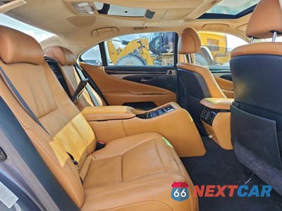 Zdjęcie 10 z 12 samochodu: 2013 LEXUS LS 460 L VIN:JTHDL1EFXD5005807 - miniatura