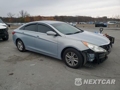 Czwarte zdjęcie samochodu z boku: 2013 HYUNDAI SONATA GLS VIN:5NPEB4AC6DH686635 - miniatura