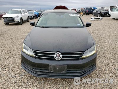 Piąte zdjęcie samochodu w środku: 2017 VOLKSWAGEN JETTA SE VIN:3VWDB7AJ8HM334620 - miniatura