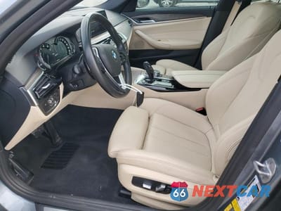 Zdjęcie 7 z 12 samochodu: 2018 BMW 530E VIN:WBAJA9C50JB249690 - miniatura
