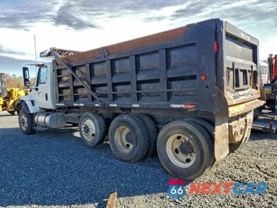 Drugie zdjęcie samochodu z przodu: 2005 INTERNATIONAL 7500 DUMP TRUCK VIN:1HTWPAZT85J005654 - miniatura