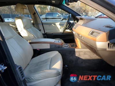 Zdjęcie 7 z 12 samochodu: 2007 BMW 750 VIN:WBAHN83537DT68943 - miniatura