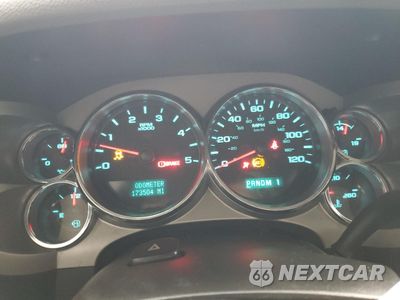 Zdjęcie 9 z 12 samochodu: 2014 GMC SIERRA K2500 HEAVY DUTY VIN:1GT12ZC8XEF191323 - miniatura