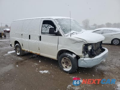 Czwarte zdjęcie samochodu z boku: 2017 GMC SAVANA G2500 VIN:1GTW7AFF9H1145387 - miniatura