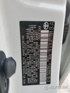 Zdjęcie 12 z 14 samochodu: 2018 TOYOTA COROLLA L VIN:5YFBURHE3JP786773 - miniatura