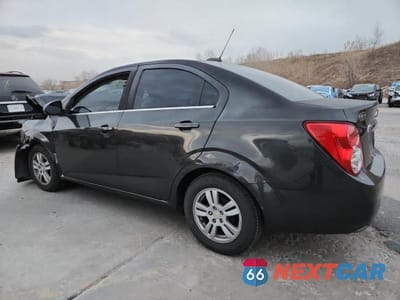 Drugie zdjęcie samochodu z przodu: 2016 CHEVROLET SONIC LT VIN:1G1JC5SB6G4104690 - miniatura