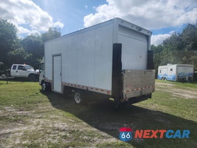 Trzecie zdjęcie samochodu z tyłu: 2018 ISUZU NPR HD VIN:0000000P000000000 - miniatura