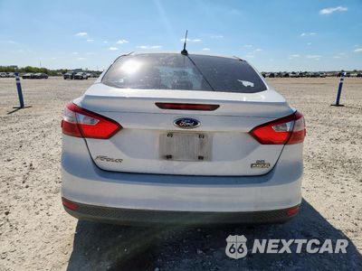 Zdjęcie 6 z 12 samochodu: 2014 FORD FOCUS SE VIN:1FADP3F2XEL259310 - miniatura