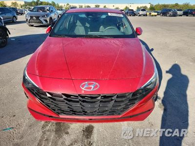 Piąte zdjęcie samochodu w środku: 2021 HYUNDAI ELANTRA VIN:5NPLL4AG5MH039456 - miniatura