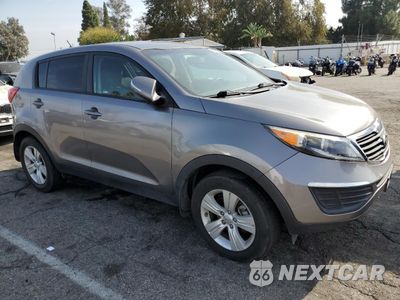 Czwarte zdjęcie samochodu z boku: 2013 KIA SPORTAGE BASE VIN:KNDPB3A2XD7506121 - miniatura