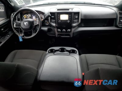 Zdjęcie 8 z 13 samochodu: 2022 RAM 3500 TRUCK CAB AND CHASSIS VIN:3C7WRSCLXNG291727 - miniatura