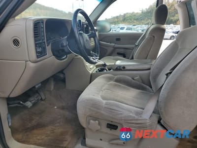 Zdjęcie 7 z 14 samochodu: 2002 CHEVROLET SILVERADO K1500 VIN:2GCEK19T221134163 - miniatura