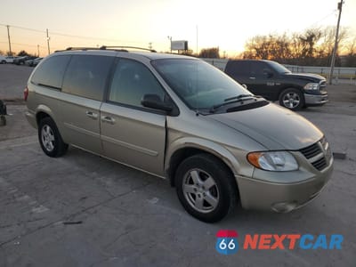 Czwarte zdjęcie samochodu z boku: 2005 DODGE GRAND CARAVAN SXT VIN:2D4GP44L25R411650 - miniatura