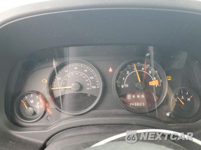 Zdjęcie 9 z 16 samochodu: 2017 JEEP PATRIOT LATITUDE VIN:1C4NJRFBXHD133689 - miniatura