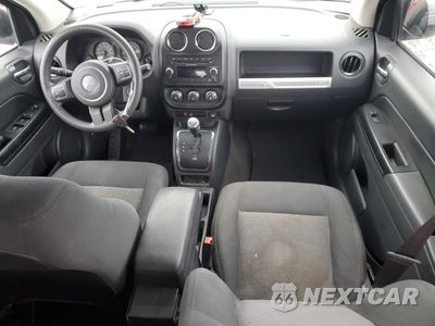 Zdjęcie 8 z 16 samochodu: 2015 JEEP COMPASS SPORT VIN:1C4NJDBB1FD206602 - miniatura