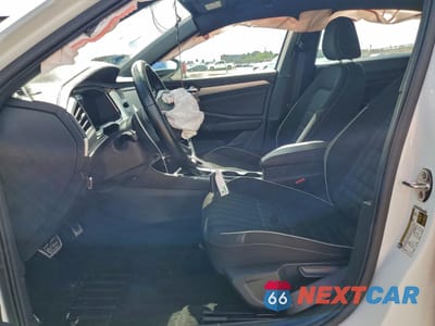 Zdjęcie 7 z 13 samochodu: 2023 VOLKSWAGEN JETTA SPORT VIN:3VWBM7BU0PM023806 - miniatura