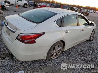 Trzecie zdjęcie samochodu z tyłu: 2015 NISSAN ALTIMA 2.5 VIN:1N4AL3AP7FC129097 - miniatura