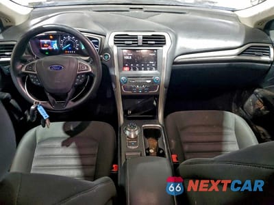 Zdjęcie 8 z 12 samochodu: 2017 FORD FUSION SE VIN:3FA6P0HD8HR304840 - miniatura