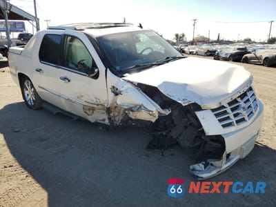 Czwarte zdjęcie samochodu z boku: 2012 CADILLAC ESCALADE EXT LUXURY VIN:3GYT4MEF5CG151237 - miniatura