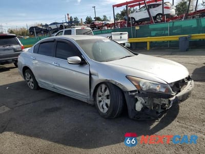 Czwarte zdjęcie samochodu z boku: 2009 HONDA ACCORD VIN:1HGCP36789A014980 - miniatura