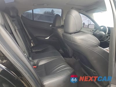 Zdjęcie 10 z 13 samochodu: 2007 LEXUS IS350 VIN:JTHBE262972010389 - miniatura