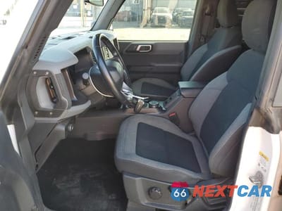 Zdjęcie 7 z 12 samochodu: 2022 FORD BRONCO BASE VIN:1FMDE5BH3NLB16572 - miniatura
