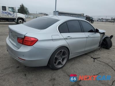 Trzecie zdjęcie samochodu z tyłu: 2014 BMW 328 I VIN:WBA3A5G55ENP29658 - miniatura