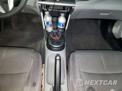 Zdjęcie 8 z 14 samochodu: 2011 HONDA CR-Z VIN:JHMZF1C49BS015371 - miniatura