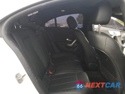 Zdjęcie 10 z 13 samochodu: 2023 MERCEDES-BENZ CLA 250 VIN:W1K5J4GB7PN393712 - miniatura