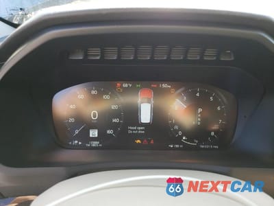 Zdjęcie 9 z 13 samochodu: 2017 VOLVO XC90 T6 VIN:YV4A22PKXH1135507 - miniatura