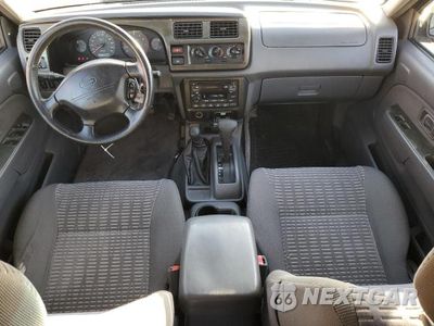 Zdjęcie 8 z 12 samochodu: 2000 NISSAN XTERRA XE VIN:5N1ED28Y6YC583325 - miniatura