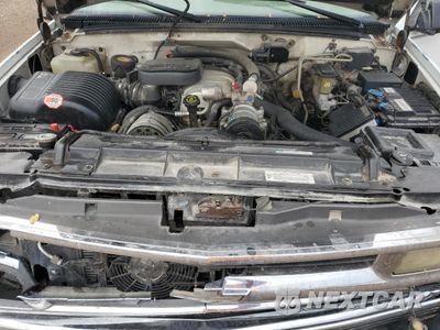 Zdjęcie 12 z 15 samochodu: 1997 CHEVROLET SUBURBAN K2500 VIN:1GNGK26J7VJ300728 - miniatura