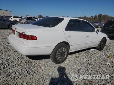 Trzecie zdjęcie samochodu z tyłu: 2001 TOYOTA CAMRY CE VIN:4T1BG22KX1U871038 - miniatura