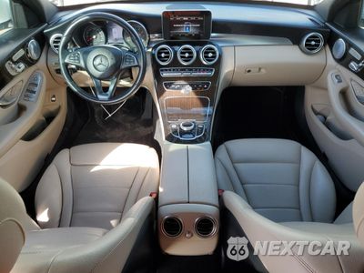 Zdjęcie 8 z 13 samochodu: 2018 MERCEDES-BENZ C 300 4MATIC VIN:WDDWF4KB4JR404274 - miniatura