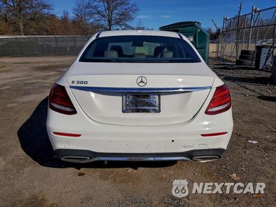Zdjęcie 6 z 13 samochodu: 2018 MERCEDES-BENZ E 300 VIN:WDDZF4JB3JA477780 - miniatura