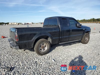 Trzecie zdjęcie samochodu z tyłu: 2001 FORD F250 SUPER DUTY VIN:1FTNX20L11EA16431 - miniatura