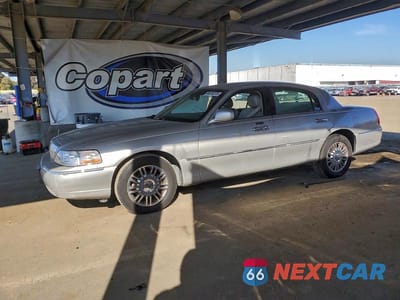 2007 LINCOLN TOWN CAR SIGNATURE LIMITED 1LNHM82V57Y639691 - główne zdjęcie licytacji z USA - miniatura