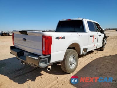 Trzecie zdjęcie samochodu z tyłu: 2024 FORD F250 SUPER DUTY VIN:1FT7W2BA7REF08786 - miniatura