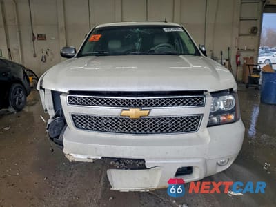 Piąte zdjęcie samochodu w środku: 2014 CHEVROLET TAHOE K1500 LTZ VIN:1GNSKCE07ER166488 - miniatura