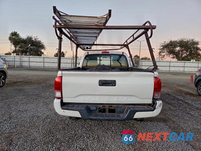 Zdjęcie 6 z 13 samochodu: 2017 TOYOTA TACOMA ACCESS CAB VIN:5TFRX5GN7HX092373 - miniatura