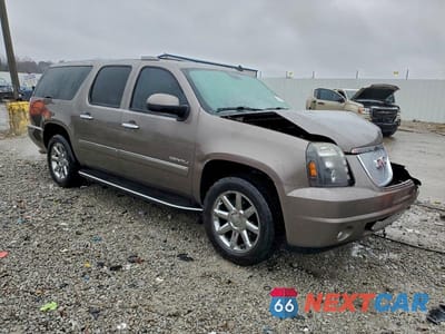 Czwarte zdjęcie samochodu z boku: 2012 GMC YUKON XL DENALI VIN:1GKS2MEF4CR247307 - miniatura