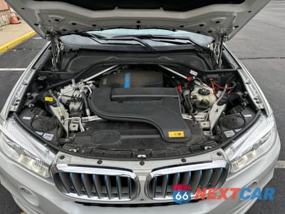 Zdjęcie 7 z 12 samochodu: 2018 BMW X5 XDR40E VIN:5UXKT0C59J0W00863 - miniatura