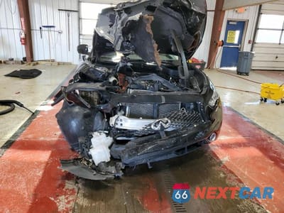 Piąte zdjęcie samochodu w środku: 2017 INFINITI QX70 BASE VIN:JN8CS1MW2HM415812 - miniatura