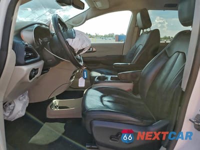 Zdjęcie 7 z 12 samochodu: 2021 CHRYSLER PACIFICA TOURING L VIN:2C4RC1BG7MR547065 - miniatura