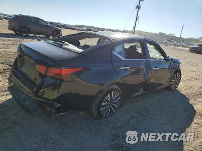 Trzecie zdjęcie samochodu z tyłu: 2025 NISSAN ALTIMA SV VIN:1N4BL4DVXSN390081 - miniatura