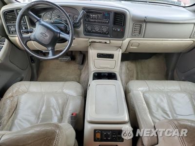 Zdjęcie 8 z 15 samochodu: 2002 CHEVROLET TAHOE K1500 VIN:1GNEK13Z52R230042 - miniatura