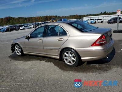 Drugie zdjęcie samochodu z przodu: 2005 MERCEDES-BENZ C 230K SPORT SEDAN VIN:WDBRF40J65F672542 - miniatura